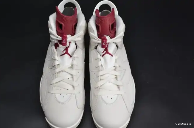 white Retro Maroon Jordan Air 6 384664-116 0629